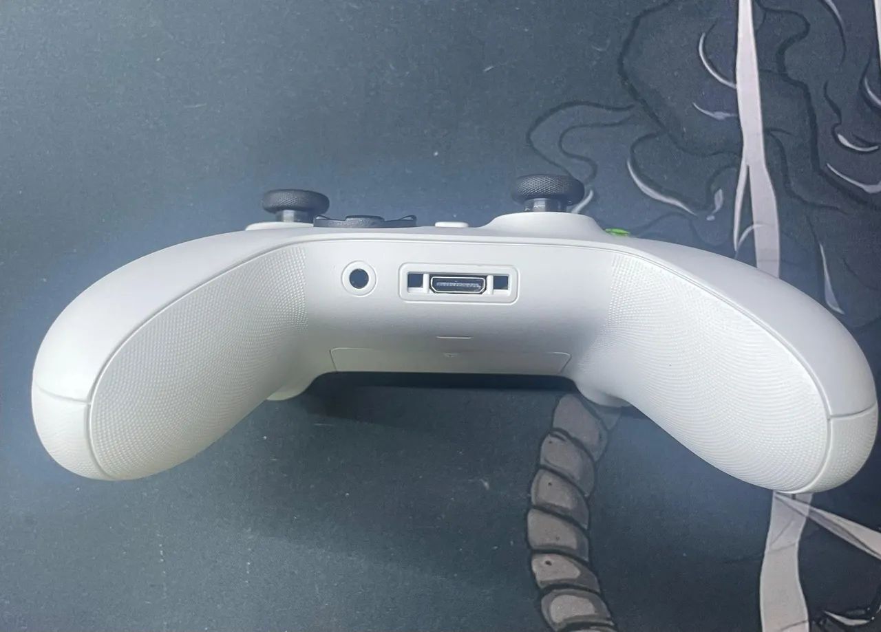 CONTROLE XBOX ONE SERIES S ORIGINAL  - Foto 2