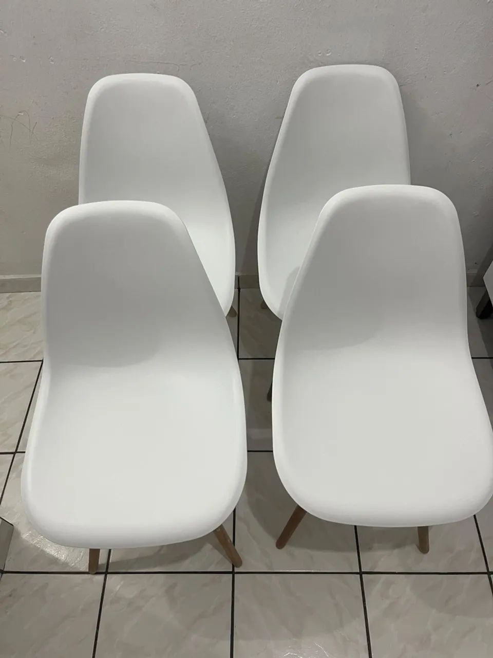 MESA COM 4 CADEIRAS - Foto 3