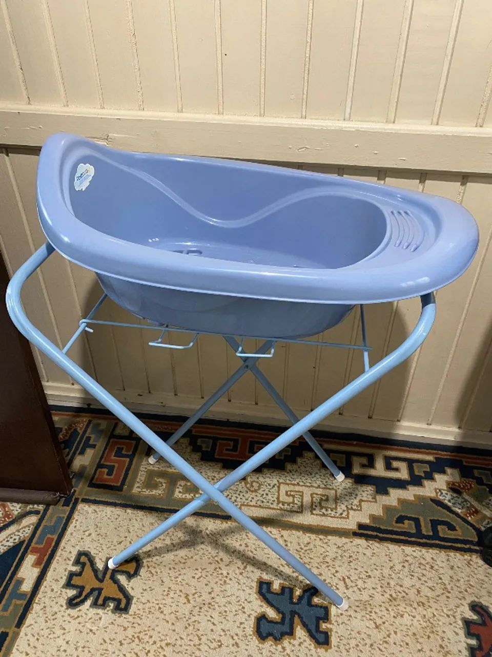 Banheira de bebê azul 