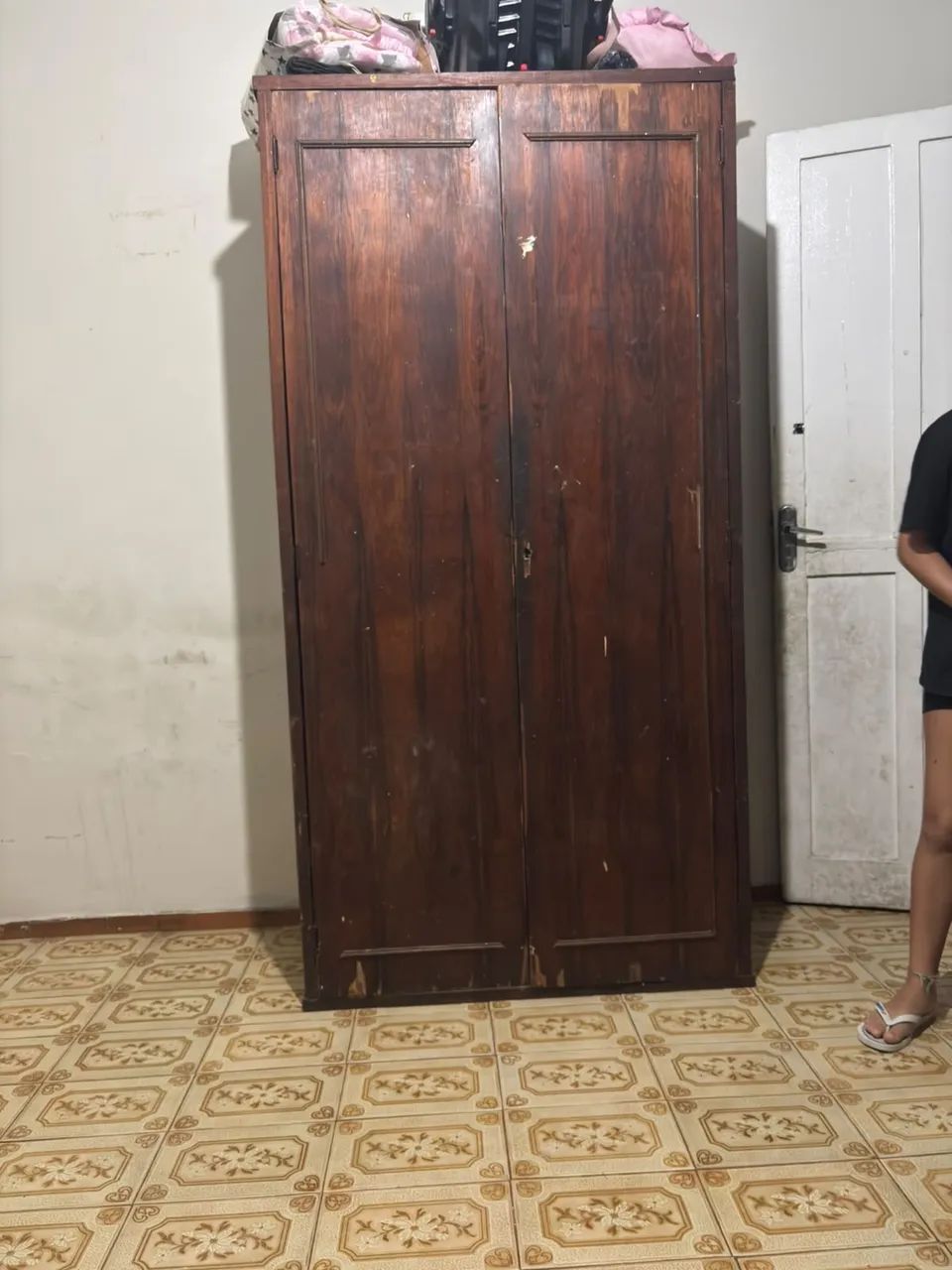 Guarda Roupa Antigo Madeira Maçica 