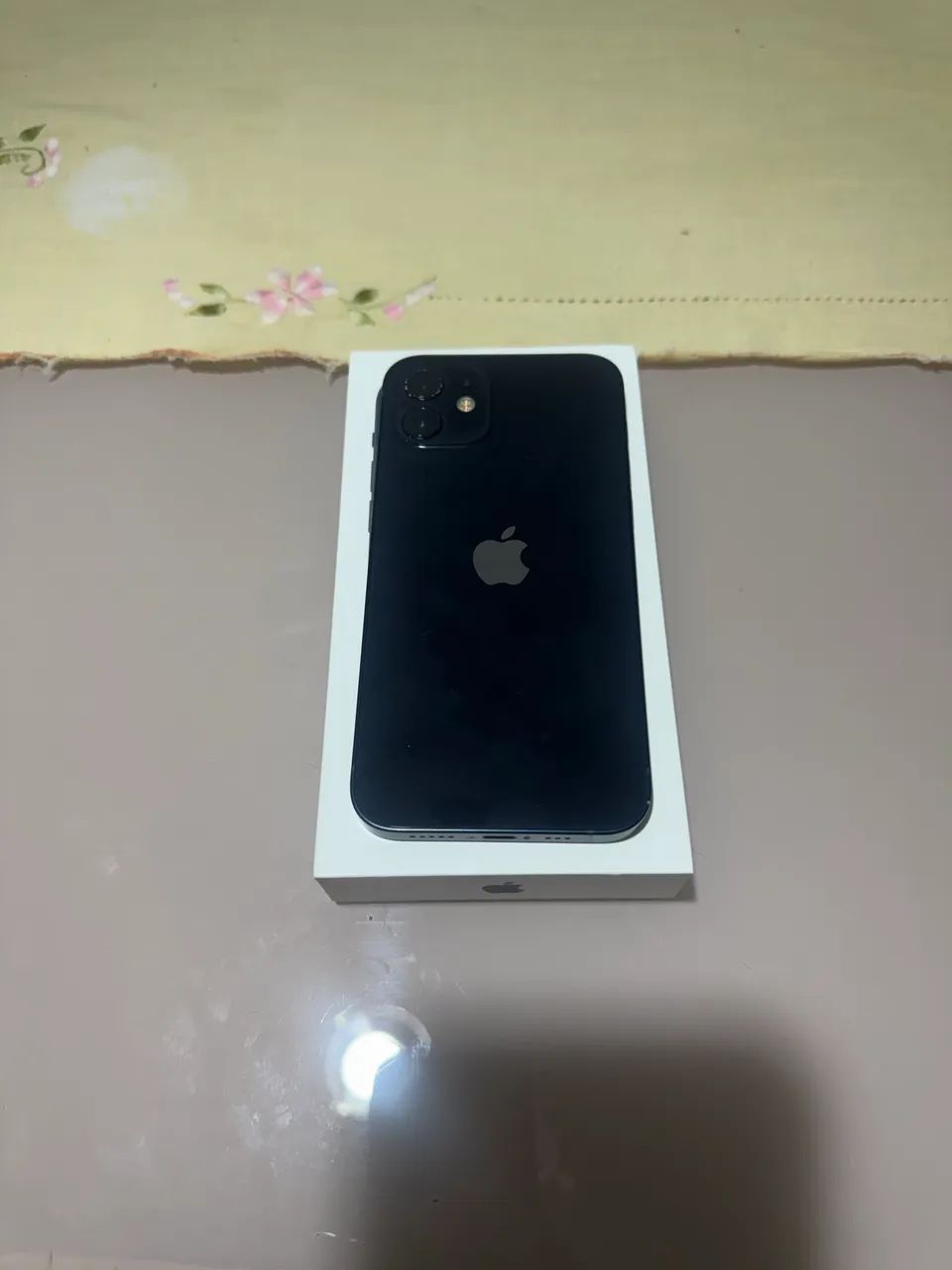 iPhone 12 64gb