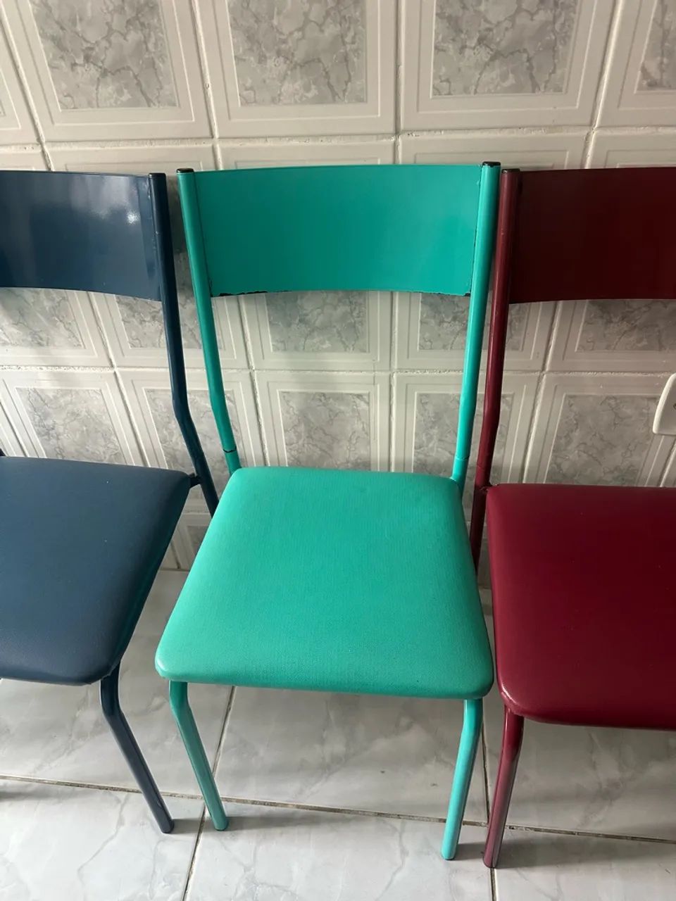 CONJUNTO DE CADEIRAS 