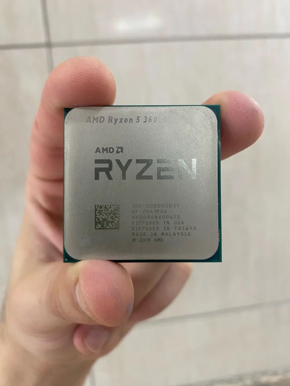AMD Ryzen 5 3600 com Cooler e Caixa