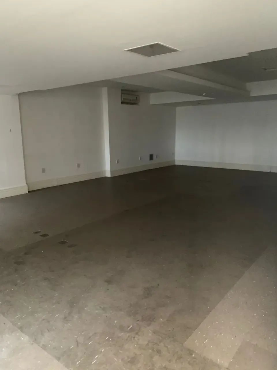 Andar comercial no Ed Fontana, na Reta da Penha! - Foto 2