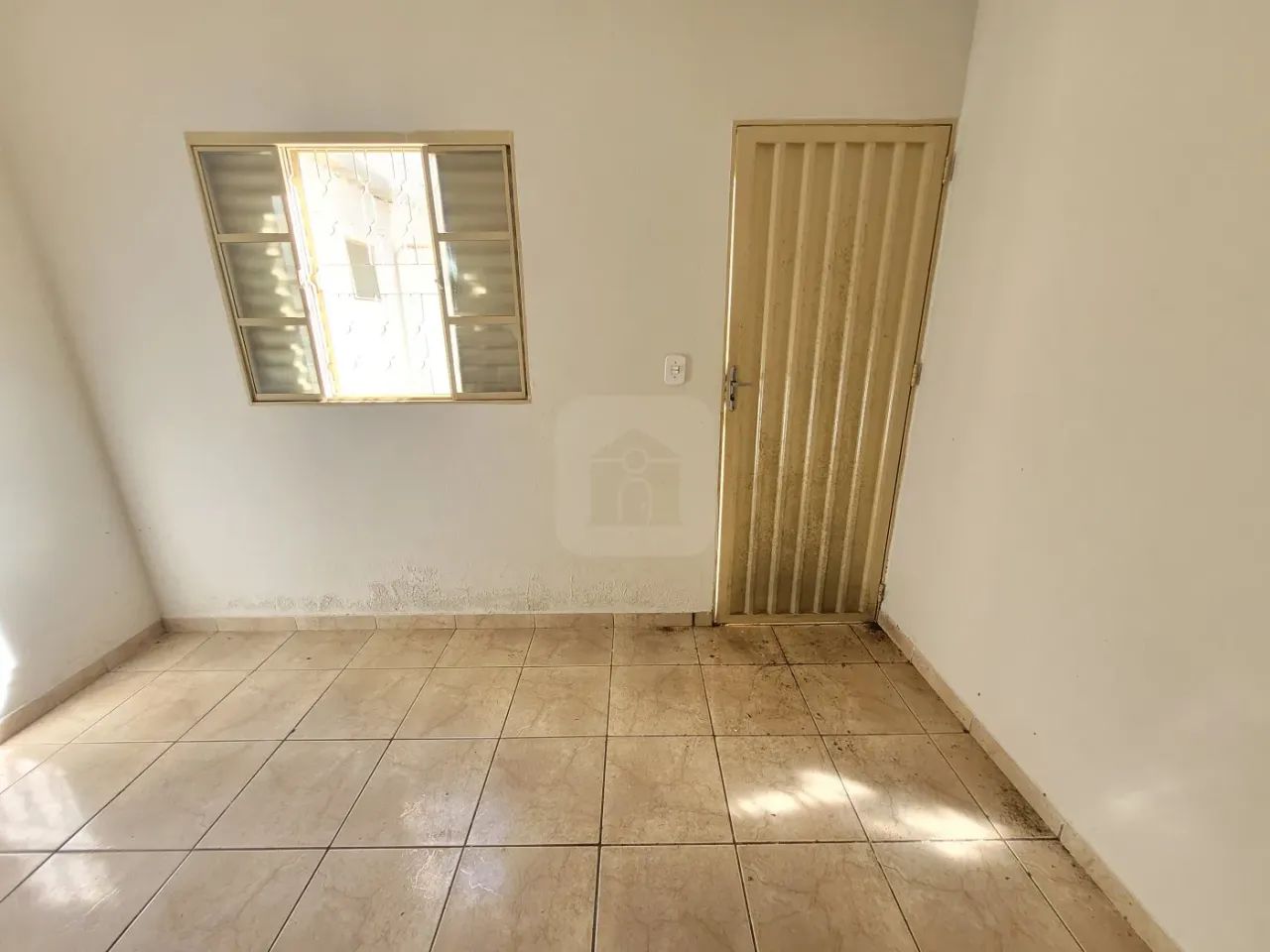 Casa Padrão em Uberlândia - Foto 2