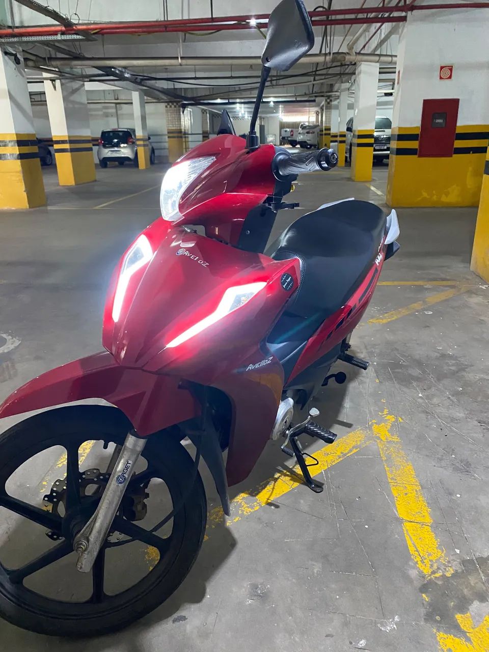 vendo moto avellos extremamente nova - Foto 2