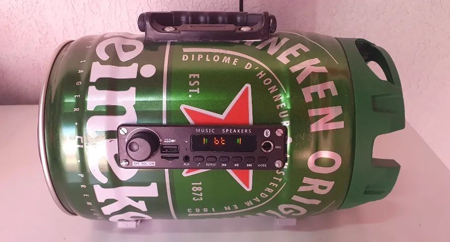 Caixa de Som no Barril - 100W - USB - Bluetooth - AUX - Mic - Parcelo em 2x