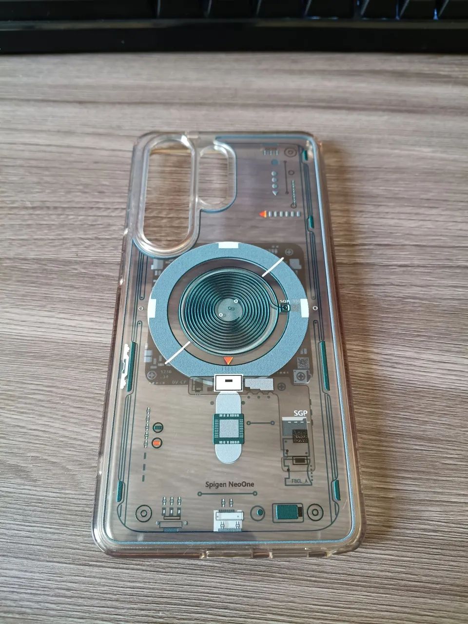 Capa s25 ultra spigen 