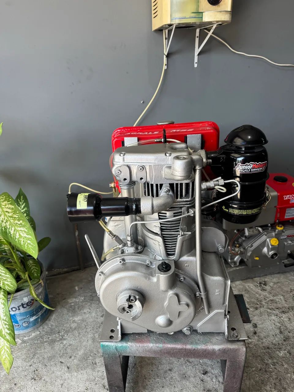 Motor Agrale M85