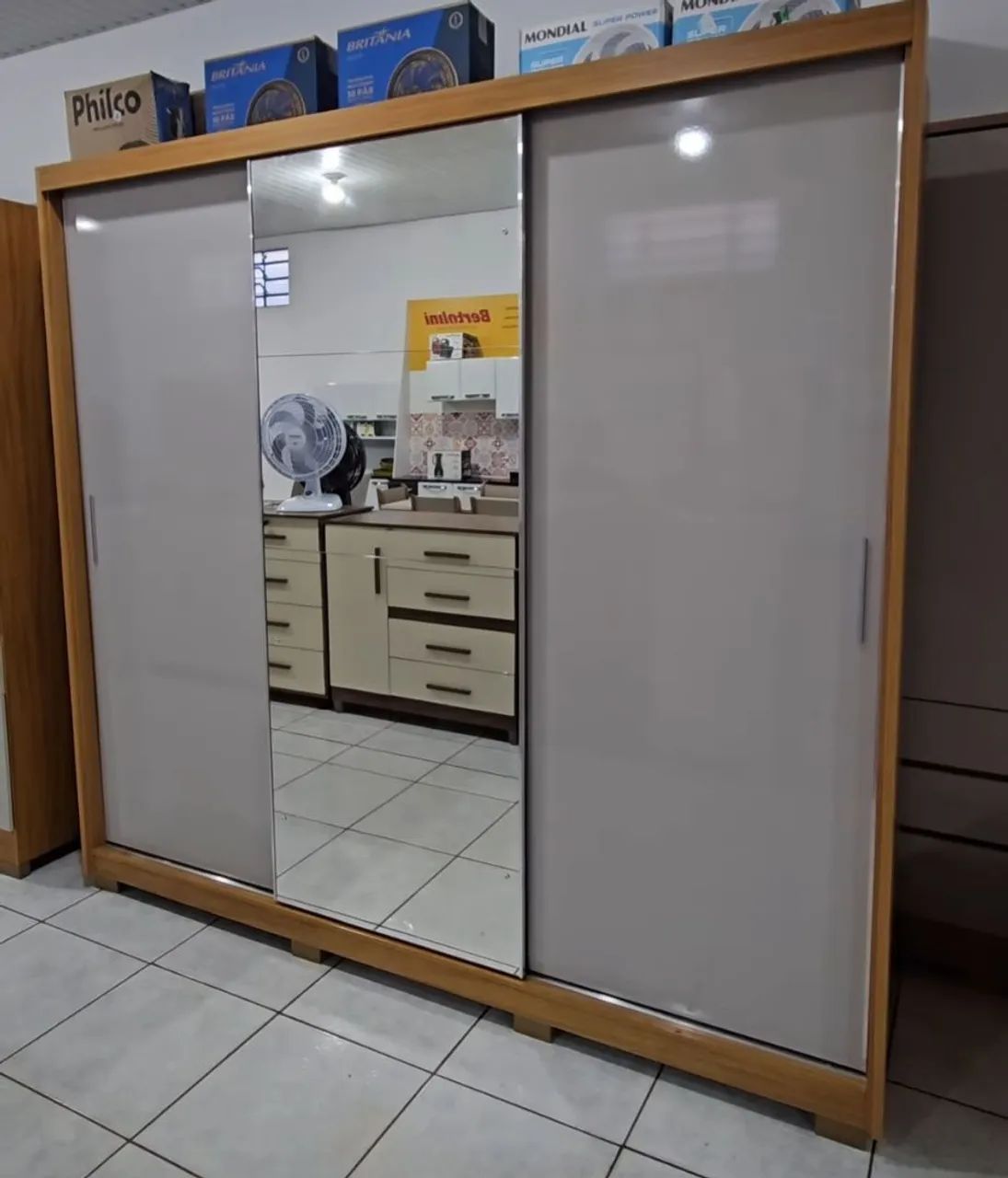 Guarda roupa casal Dalila 100% Mdf