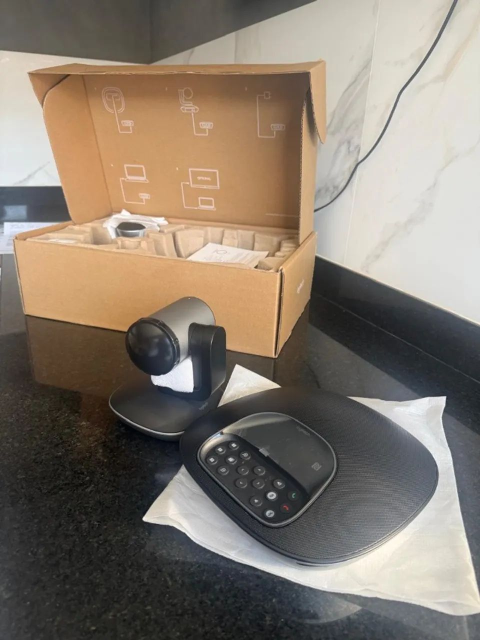 Sistema de videoconferência Logitech Group - Foto 5