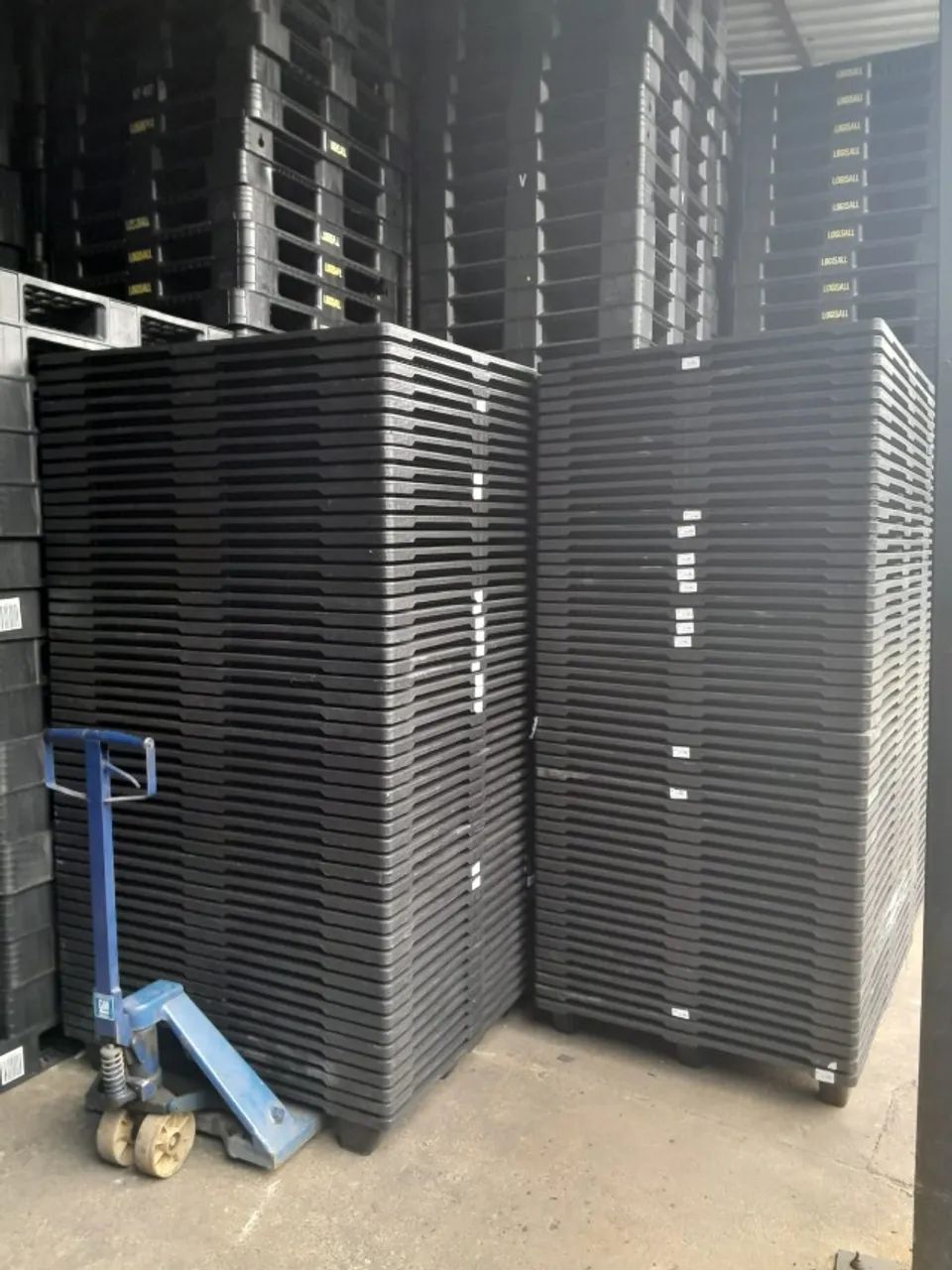 Pallet de Plástico de Encaixe 100x120x14 NOVO - Foto 3