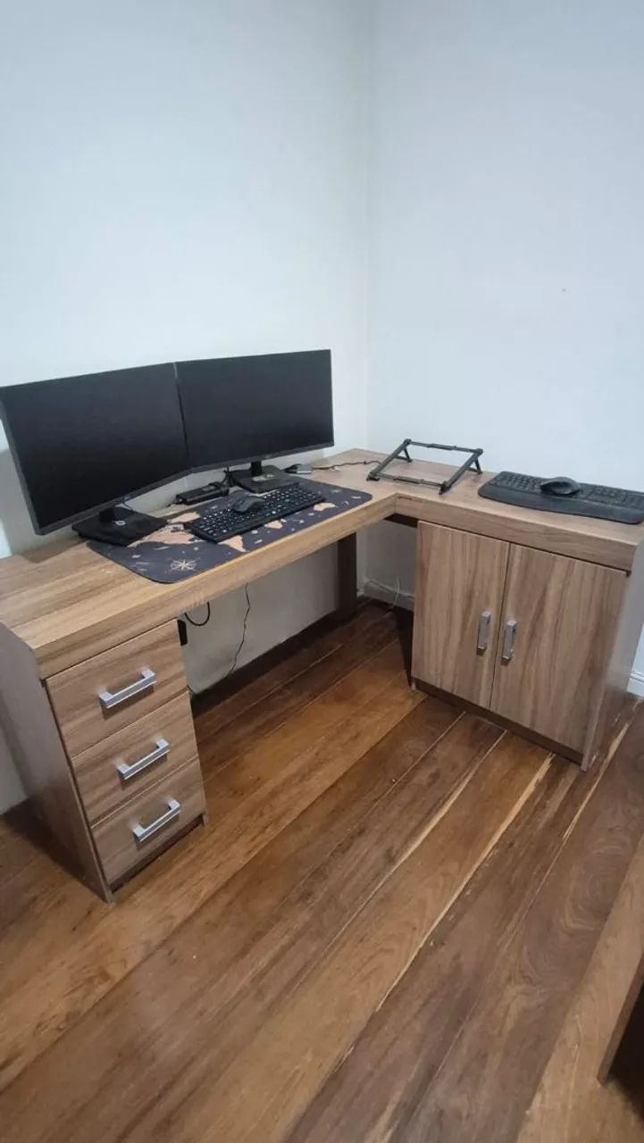 Mesa de Escritório