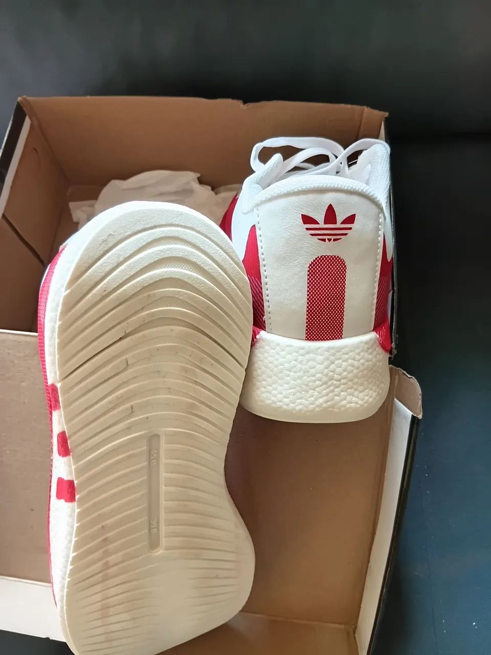 Tenis adidas hyperboost - Foto 2