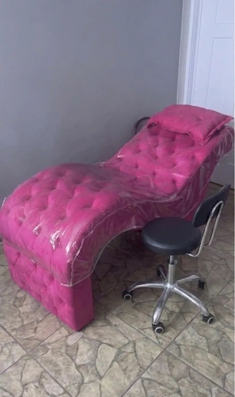 Maca de estética com mocho