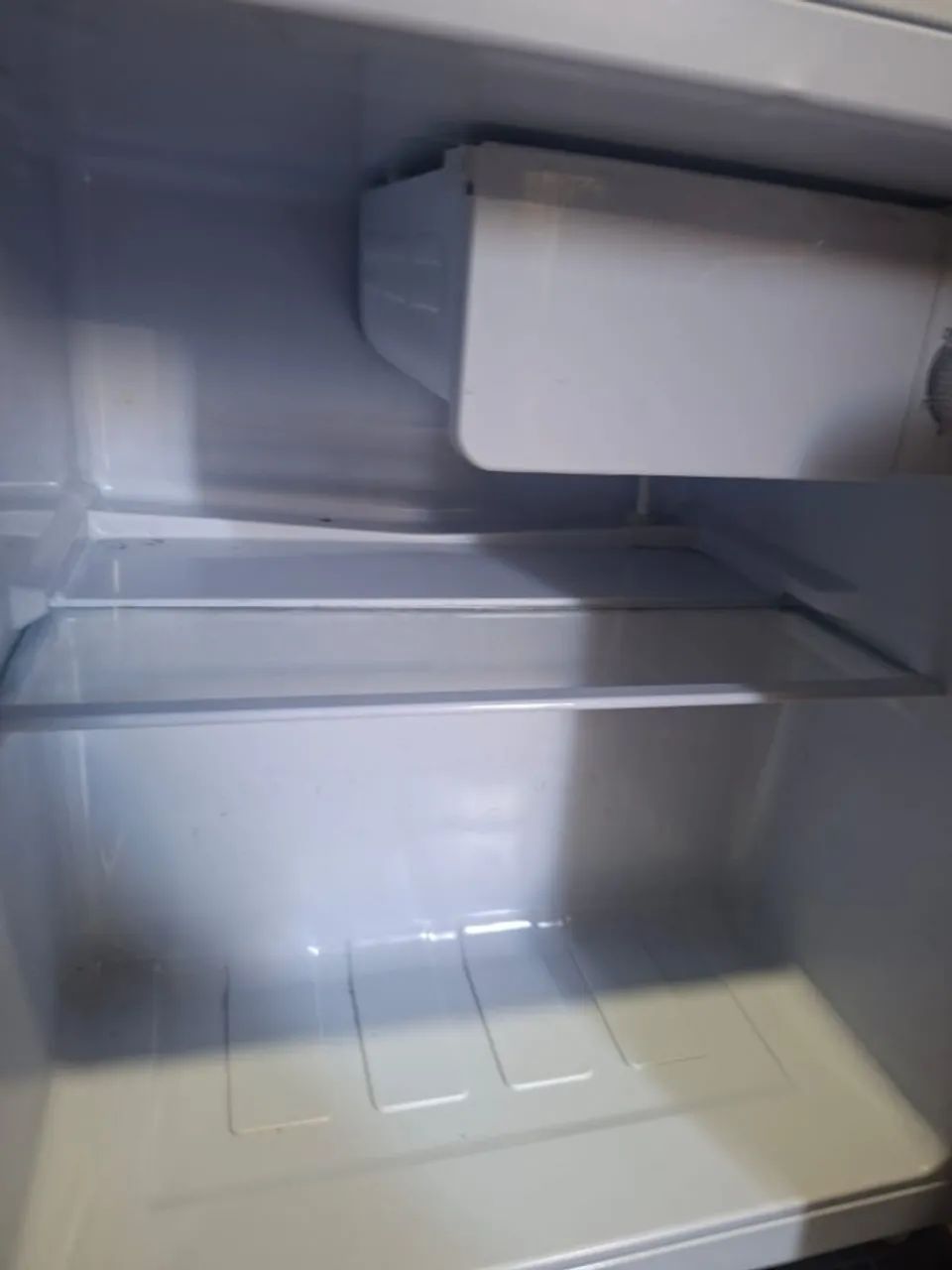 Frigobar HQ BC-52 de 52 Litros Branco - Foto 4
