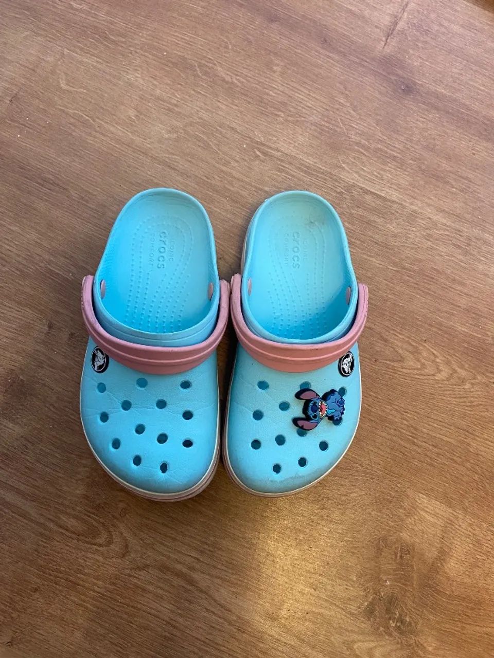 Crocs tamanho c12 infantil 