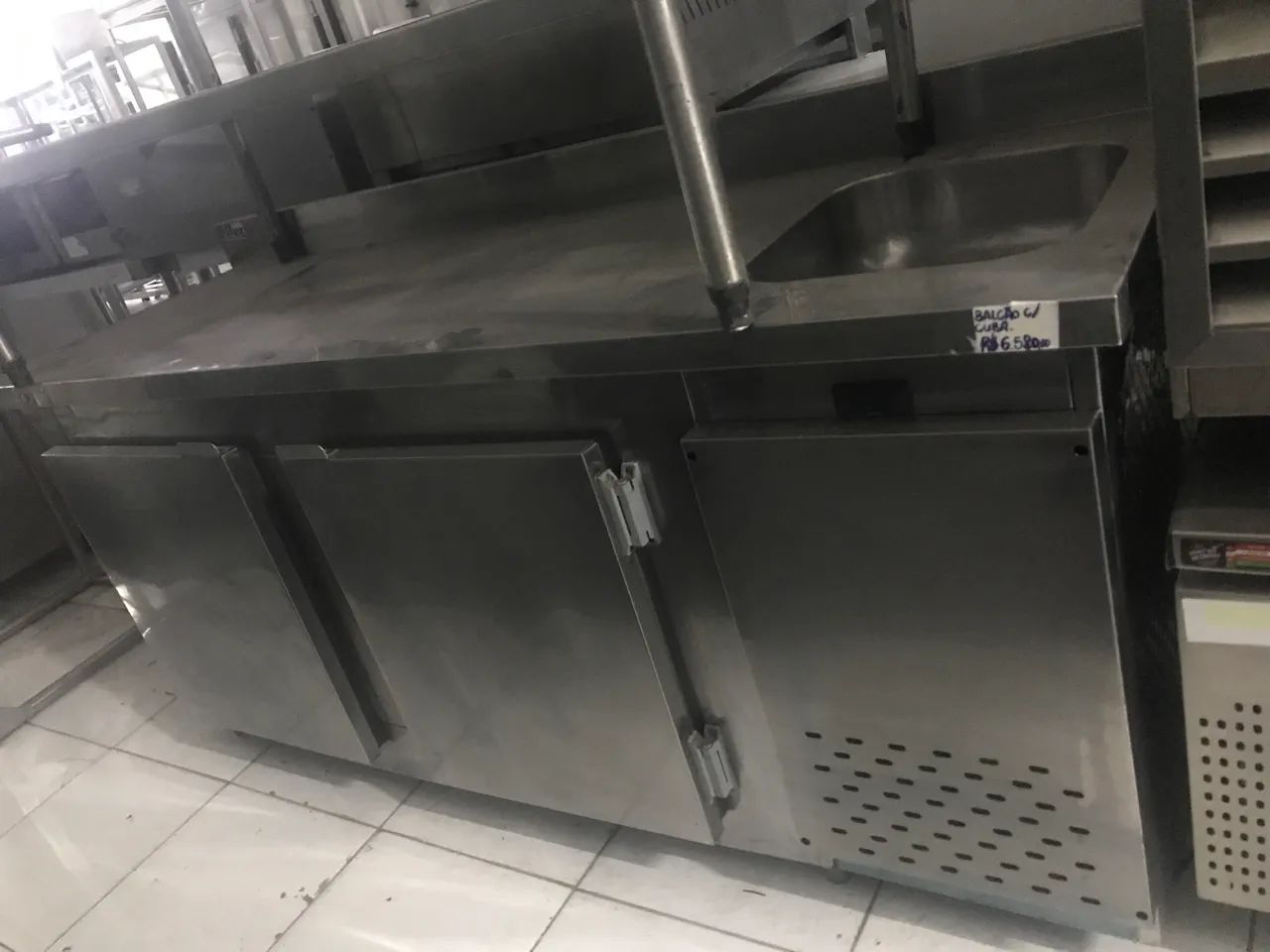 Balcão com Cuba 