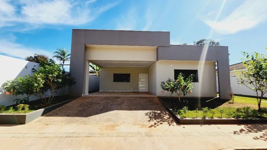 EXCELENTE CASA COM 3 QUARTOS, CONDOMINIO QUINTAS DO TREVO