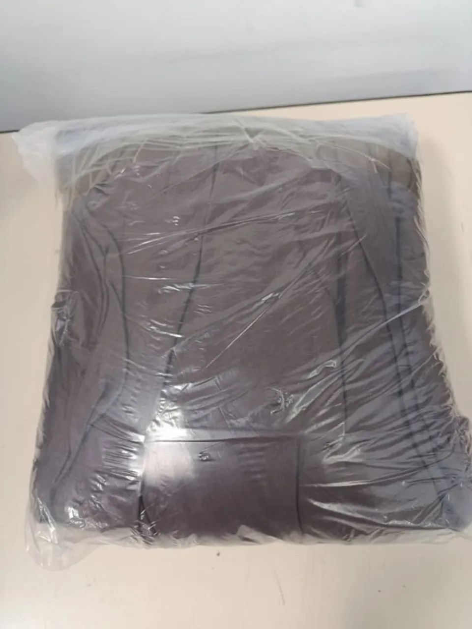 Capa Elastica para sofá de 3 e 2 lugares Marron - Foto 2