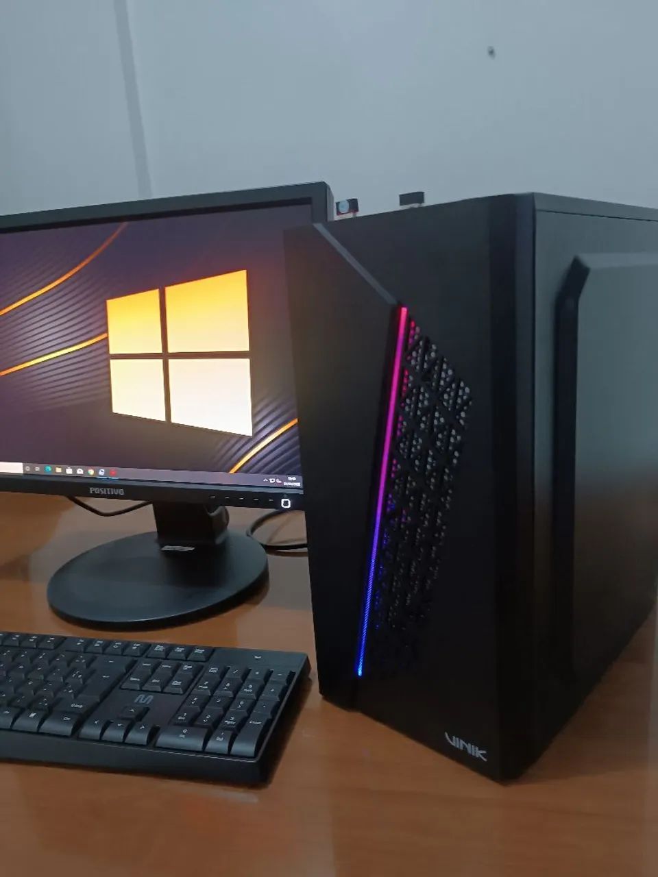 CPU i3,7 geração, 8 GB Ssd256, windows 11 ddr4