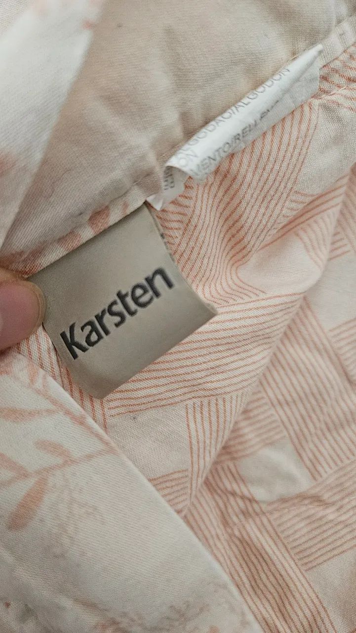 Colcha queen com porta travesseiros Karsten - Foto 3