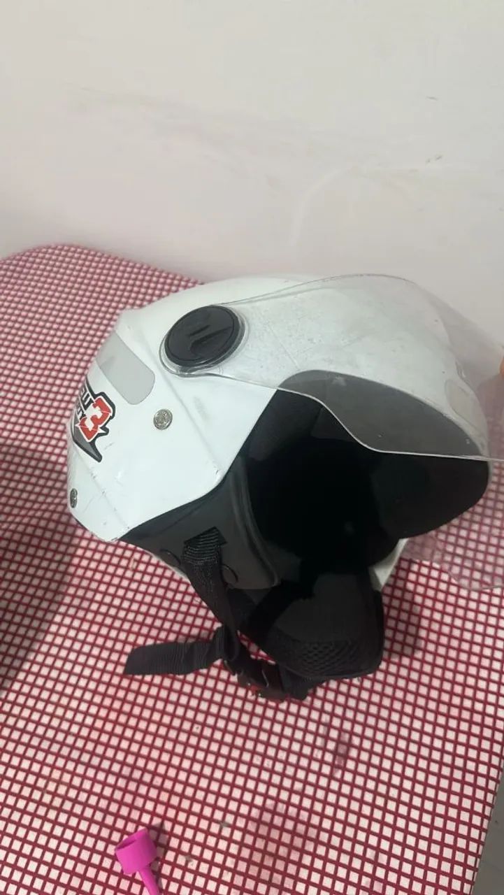 Capacete número 58 - Foto 2