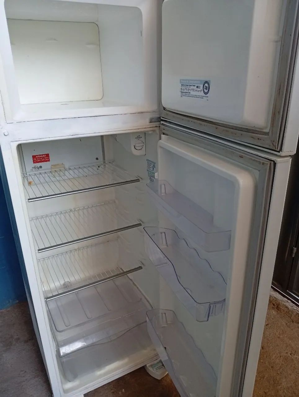 geladeira Eletrolux 260 litros funcionando perfeitamente - Foto 5