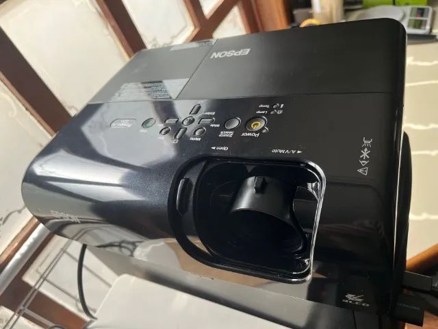 Projetor Epson Powerlite s5+ com Imagem Ruim