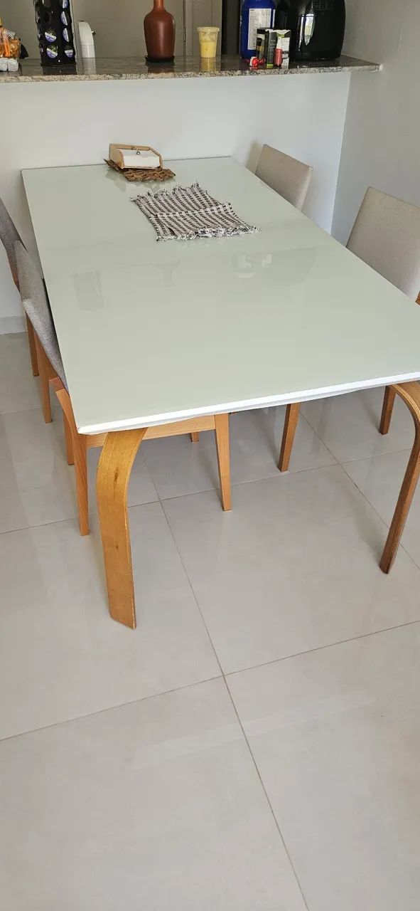 Mesa de jantar 2m x 1m