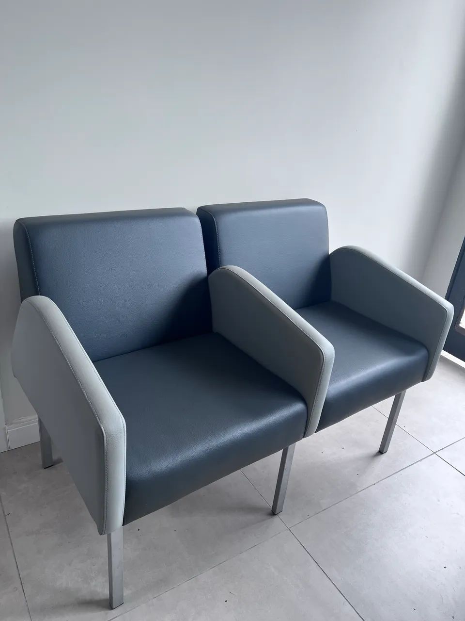 Sofá 2 lugares 