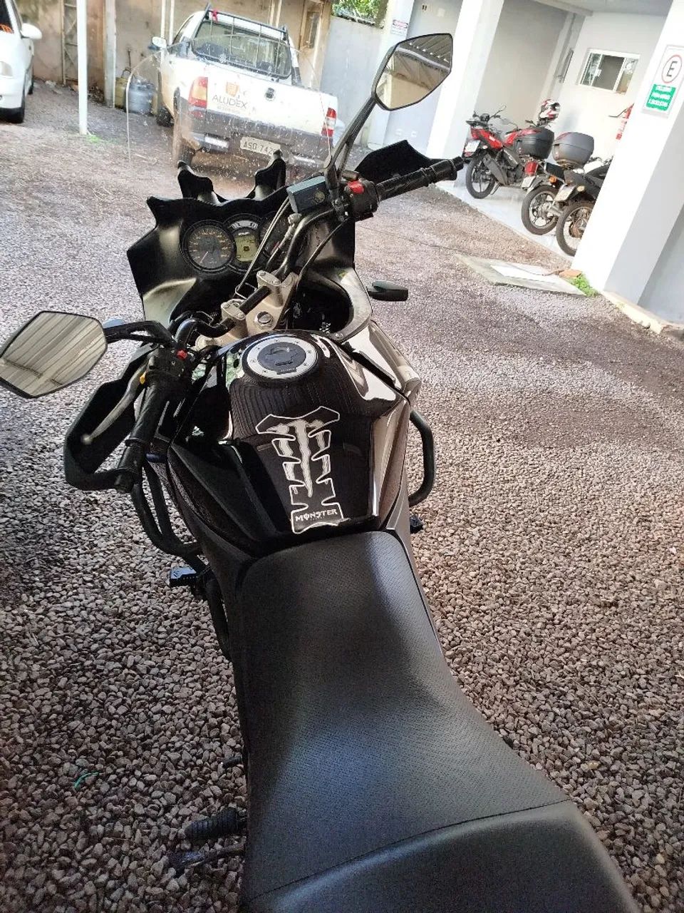 Suzuki vstrom 650cc - Foto 2