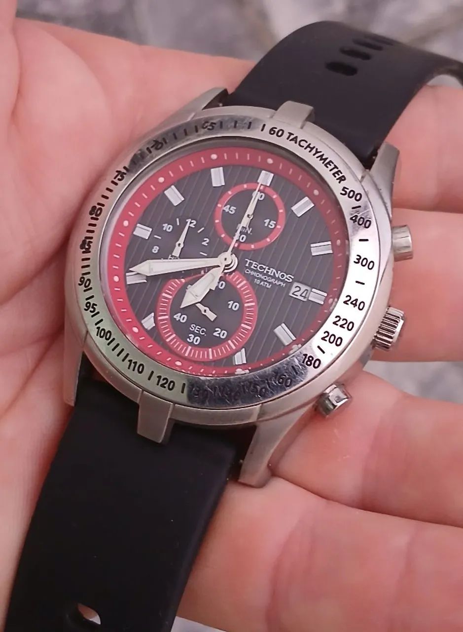 Belo relógio original TECHNOS CHRONOGRAPH  , exemplar conservado de coleção. 
