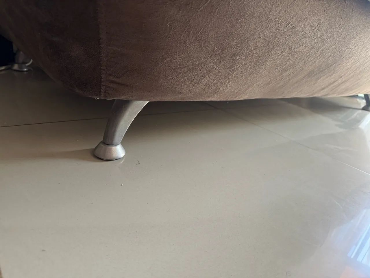 SOFÁ 2 Lugares | 1,80m largura | Não é retrátil  - Foto 3
