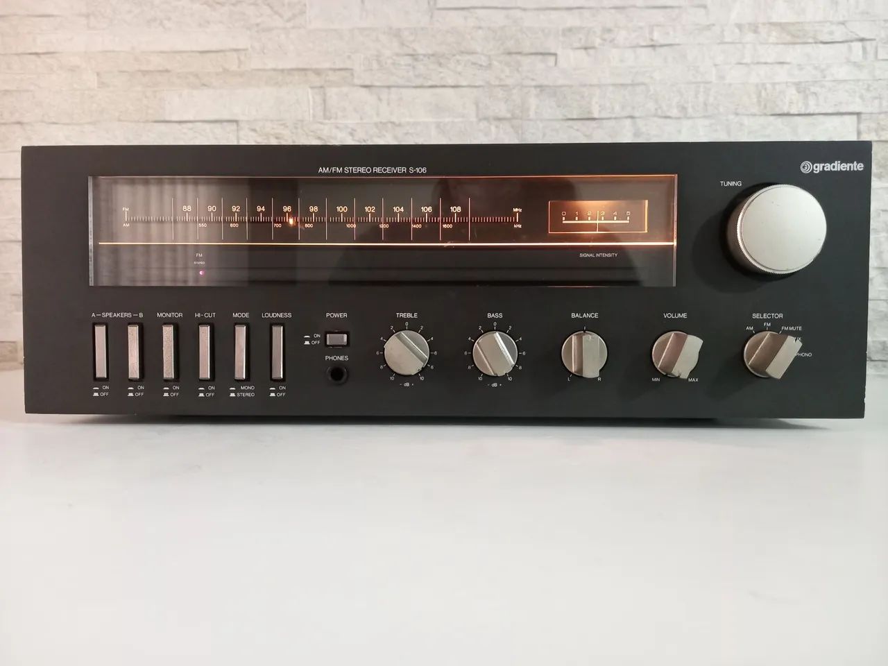 Receiver Gradiente S-106, LINDO!!!!!, funcionando perfeitamente. 