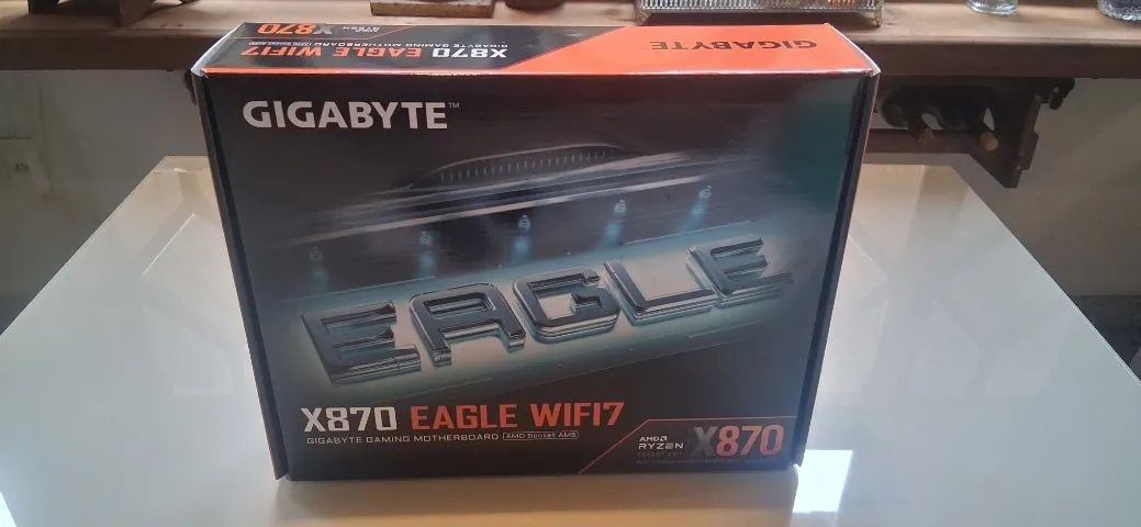 Placa Mãe Gigabyte X870 EAGLE WIFI7, AMD AM5 - NOVA -TROCO - Foto 4