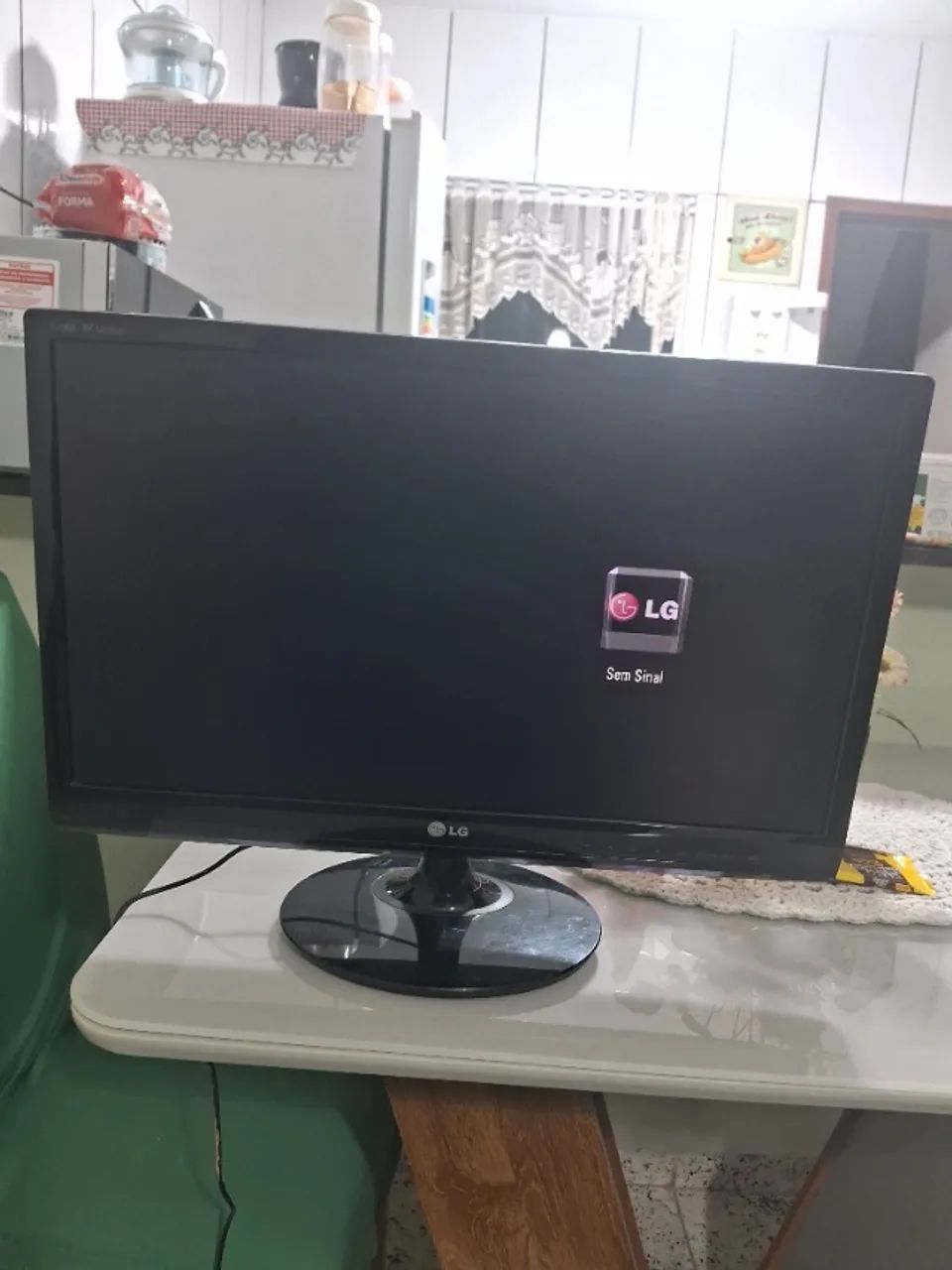 Tv LG 21" Nao Android porém em boa condiçõe, valor 200.00s. 