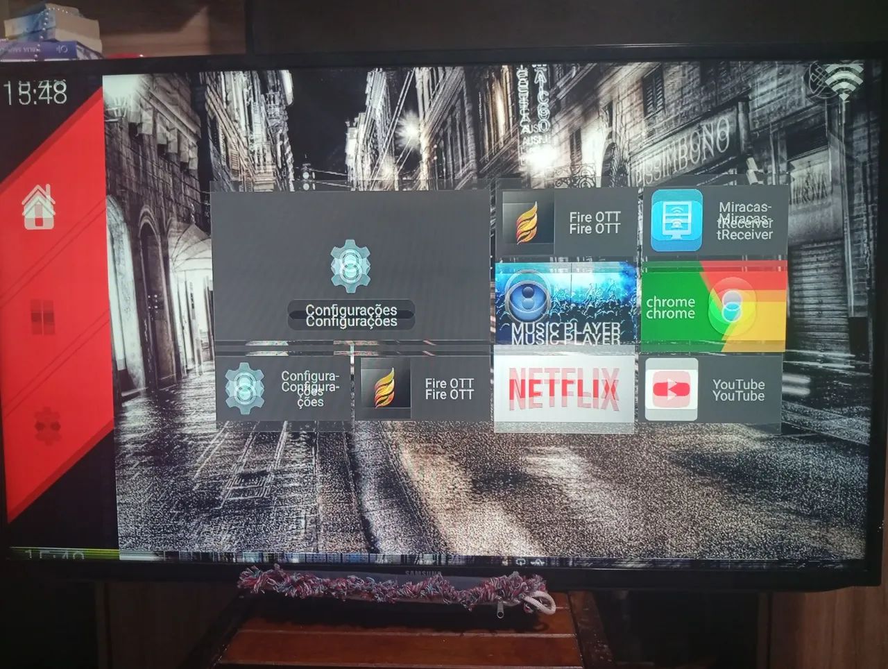 Televisão com defeito na tela 