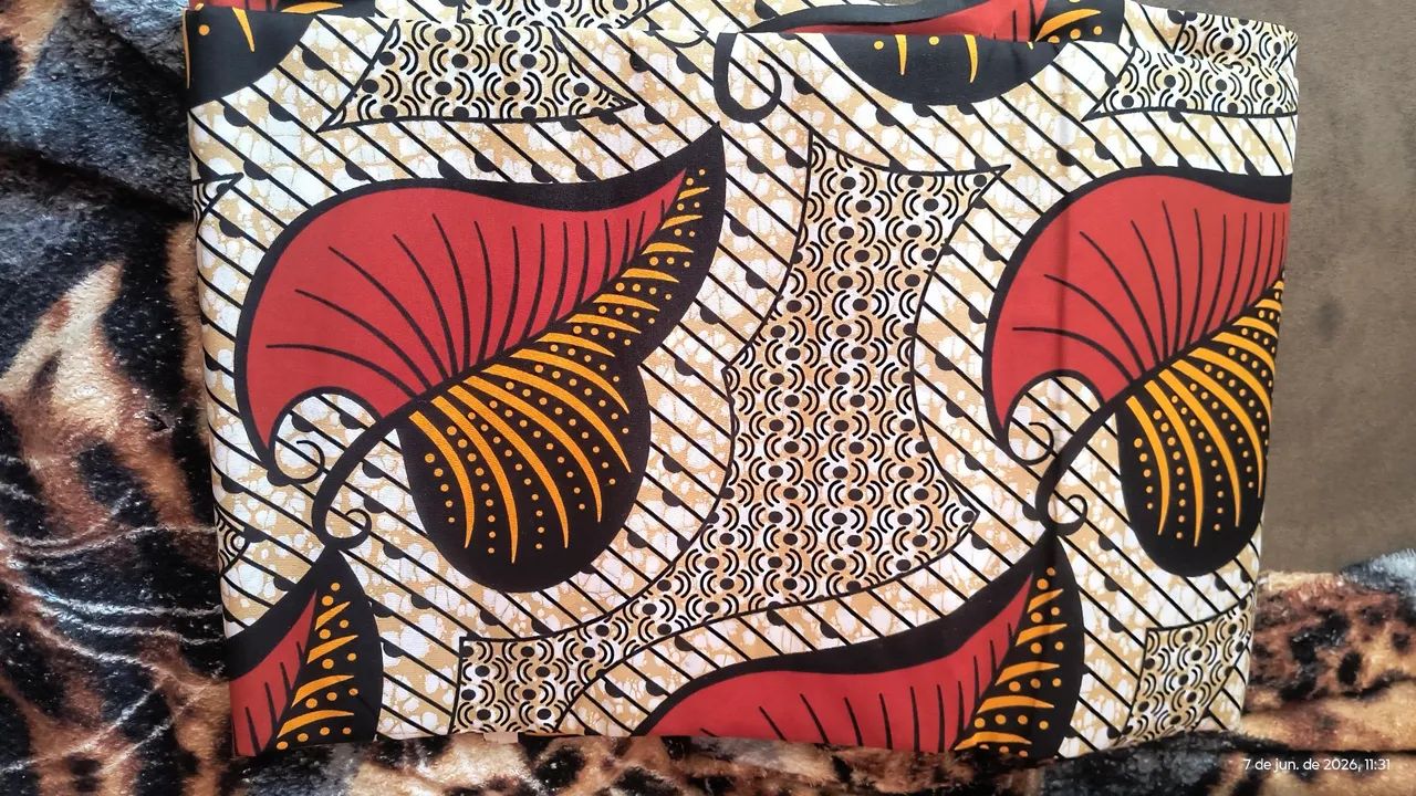 Tecido estampado UE Wax novo lacrado  - Foto 4