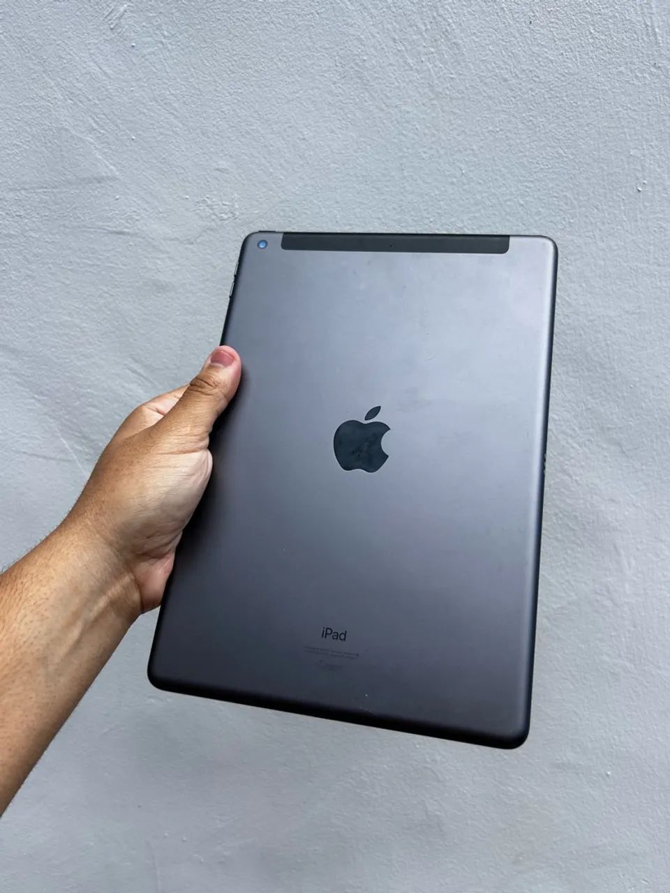 iPad Apple 7ª Geração 32GB + Teclado e Capa - 10,2? - Foto 4