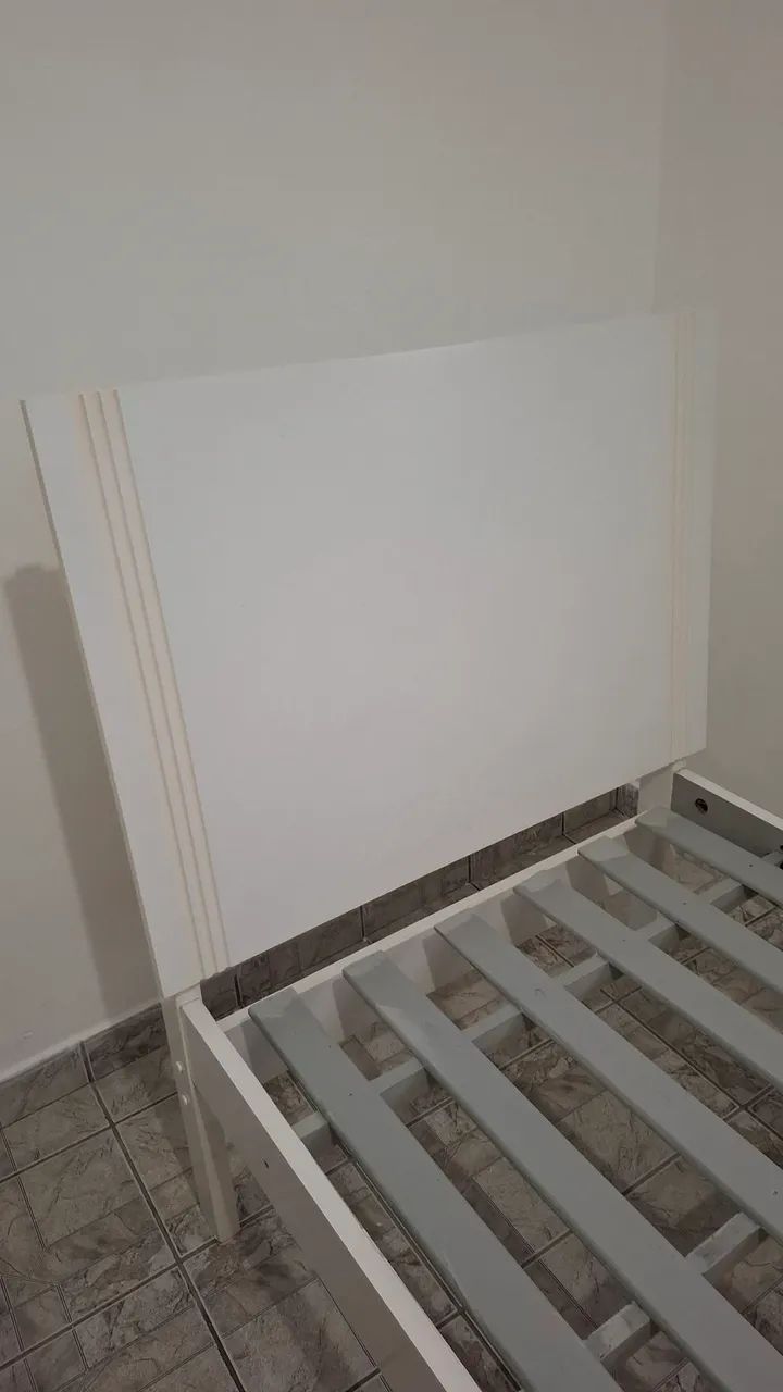 Cama de solteiro 