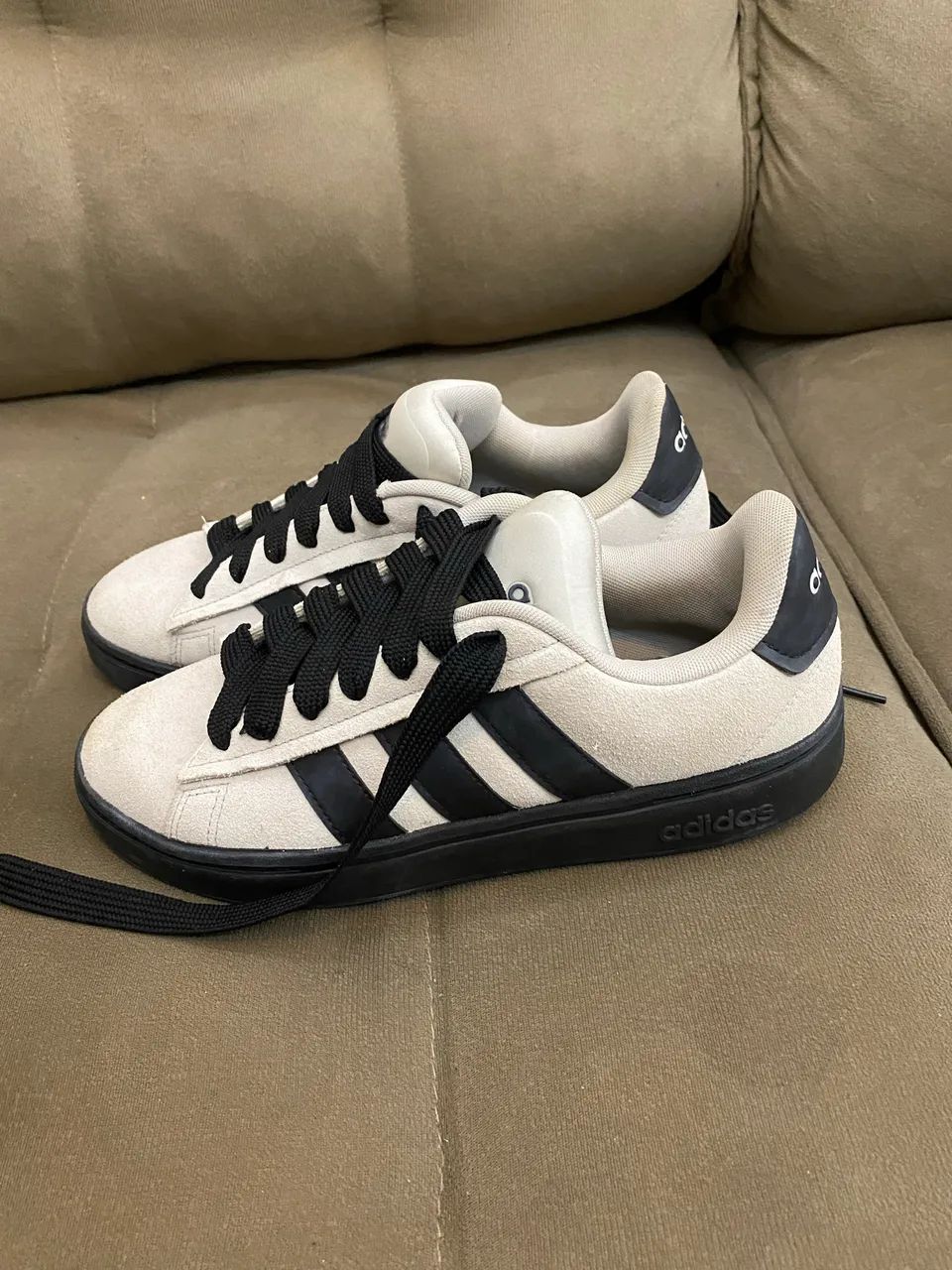 Tenis Adidas Grand Court - Foto 3