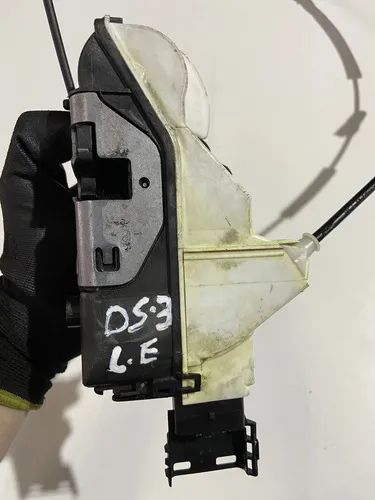 Fechadura De Porta Dianteira Esquerda Citroen Ds3 2013 2014