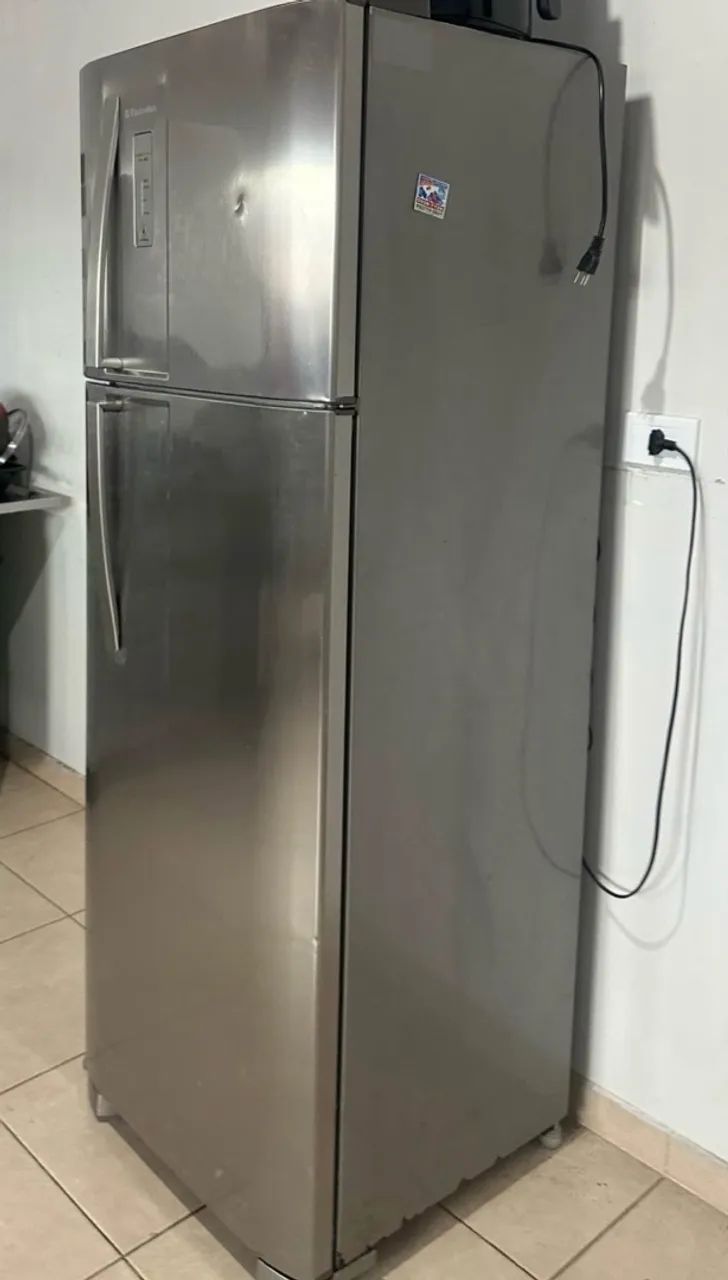 Geladeira Electrolux 