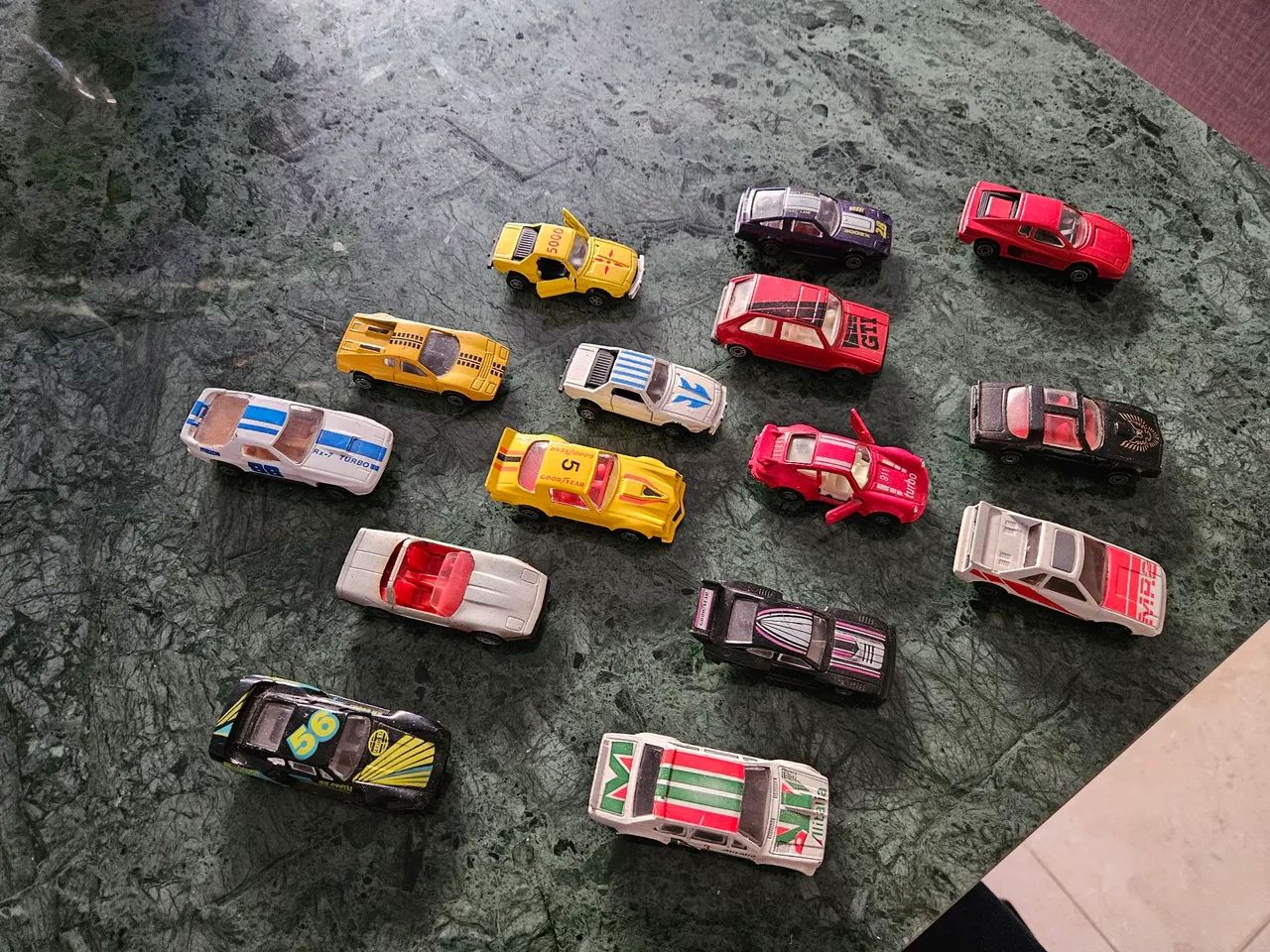 Carrinhos em Miniaturas vários modelos - Foto 5