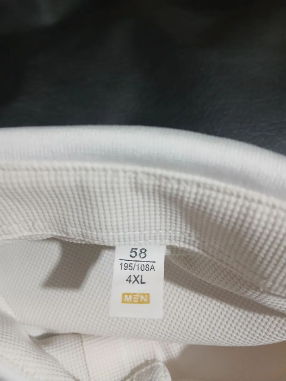 Camisa Hugo boss em ótimo estado leia o anúncio  - Foto 2