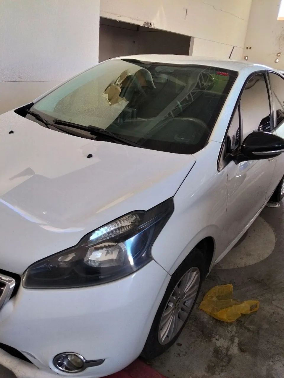 Peugeot 208 Active/active Pack 1.5 Flex 8V 5P 2015