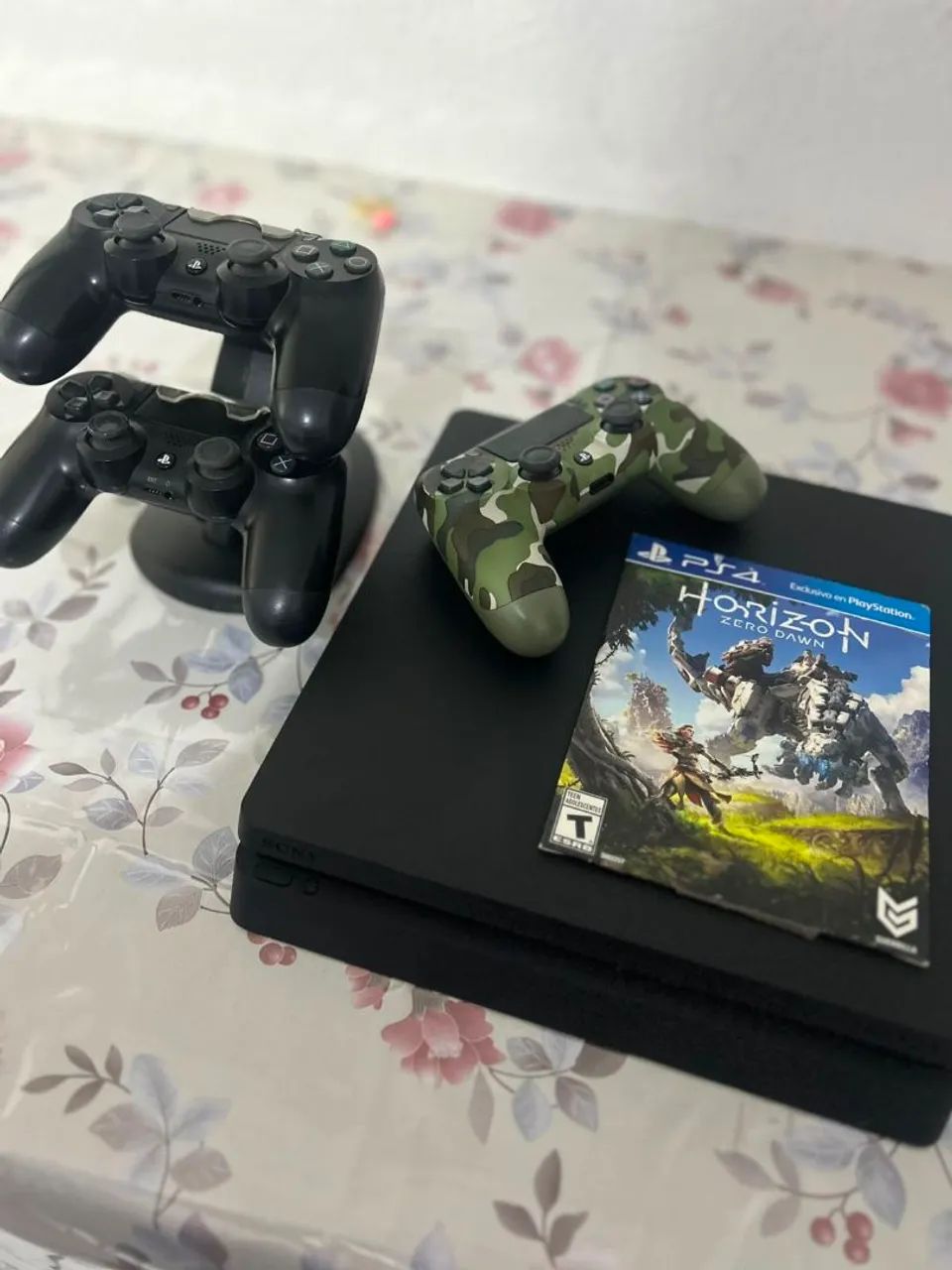 PS4 Slim - 1TB