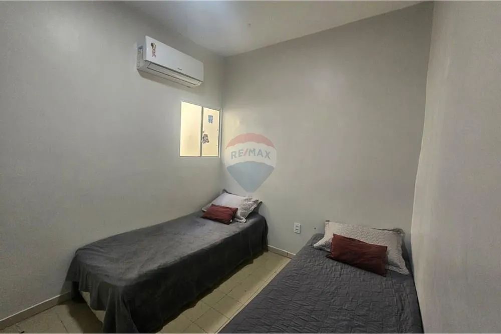 Casa de 2 Pisos no Centro | 2 Suítes, Piscina e 2 Vagas | Próxima à Lindopan - Foto 4