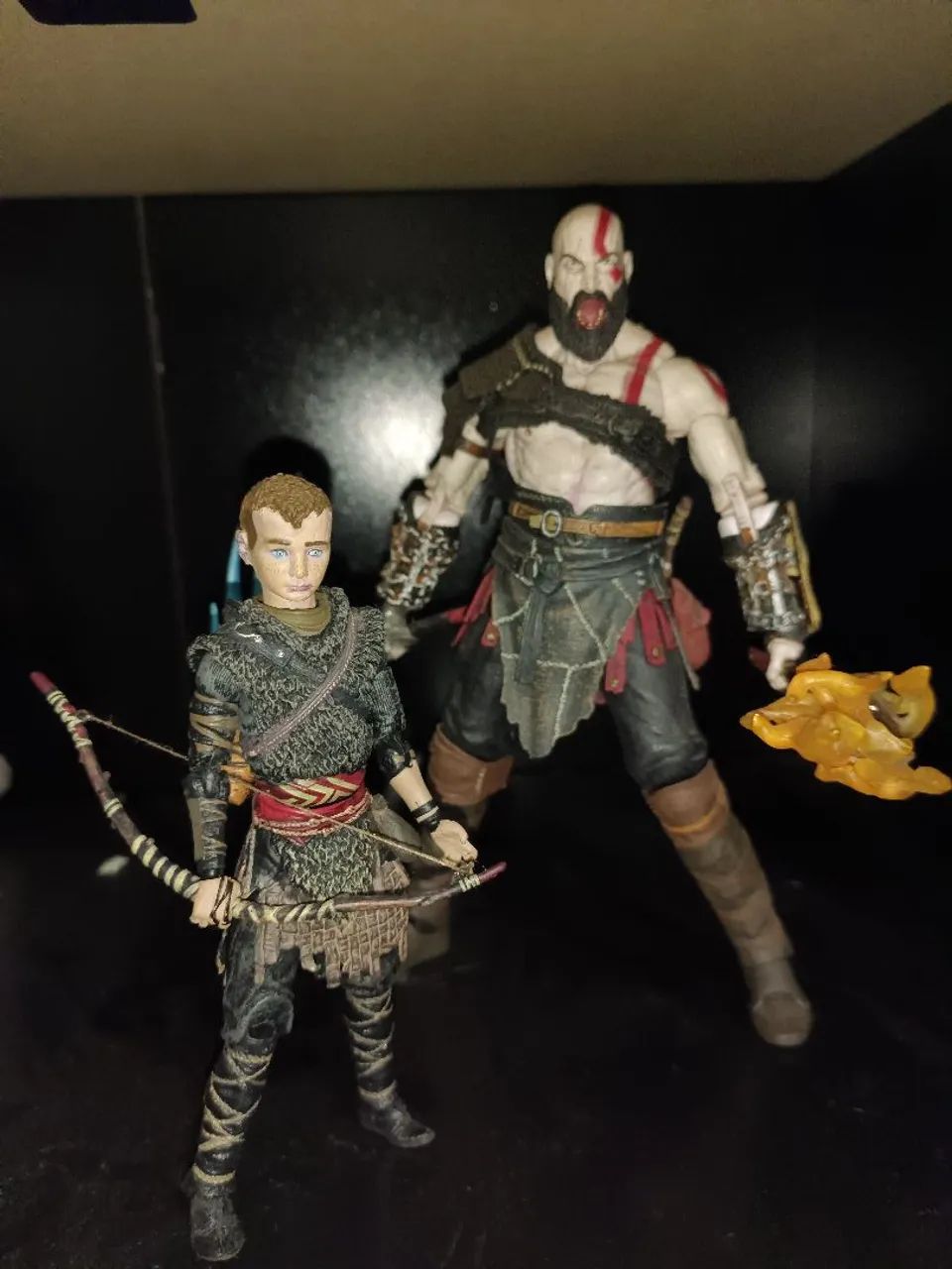 Pack Kratos e Atreus Bootleg ( leia a descrição) - Foto 2